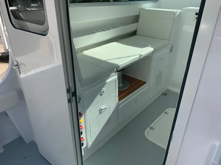  Yacht Photos Pics Steiger Craft Chesapeake 28, Steiger, Steiger Craft, Parker, Contender, Regulator, Pilot House, Saltwater Fishing Boat, Boat, Southport, Pair Customs, REV Yacht Sales