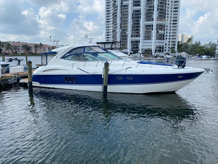La Esplendida Yacht Photos Pics 