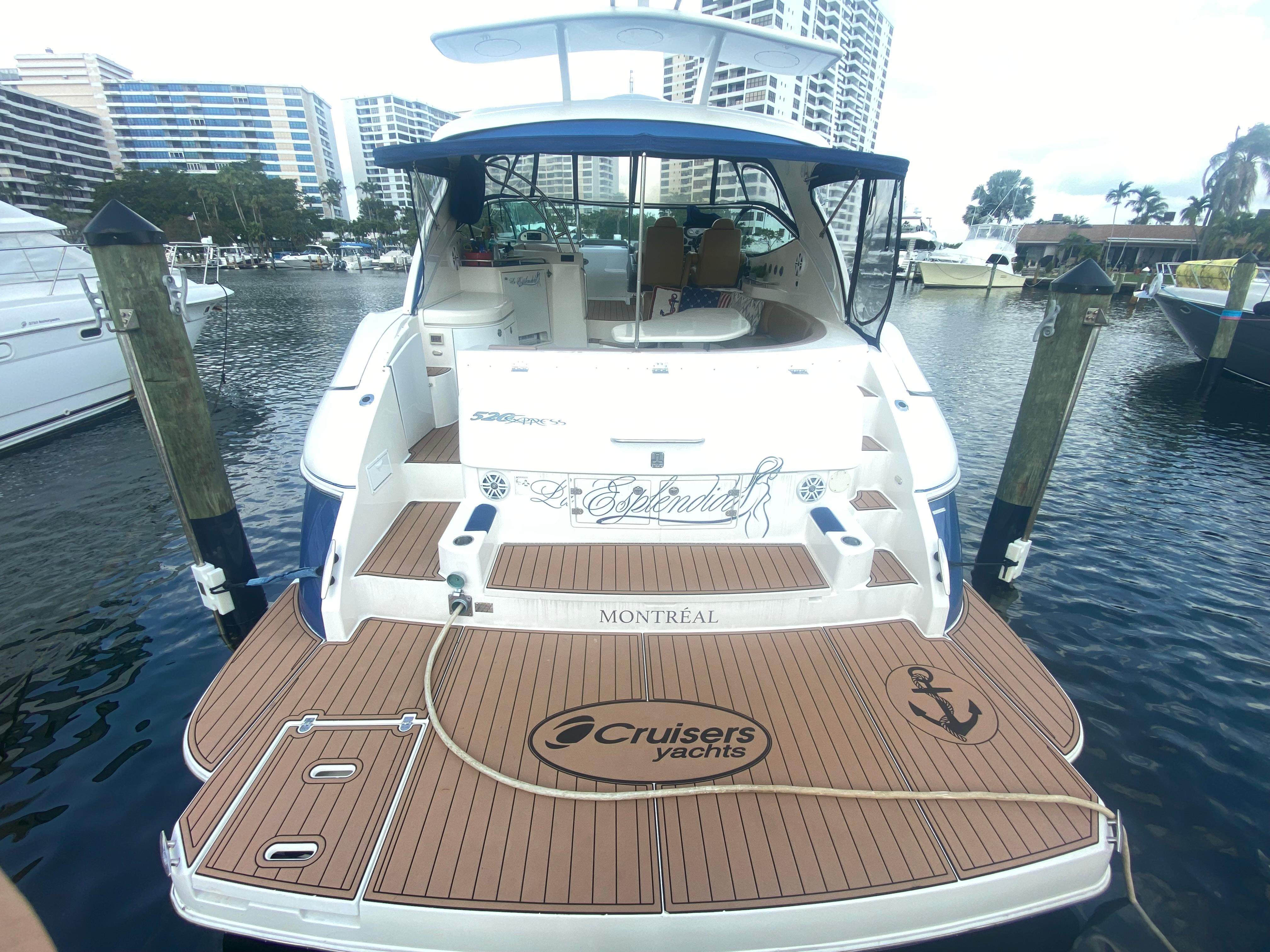 2006 cruisers yachts 520 express