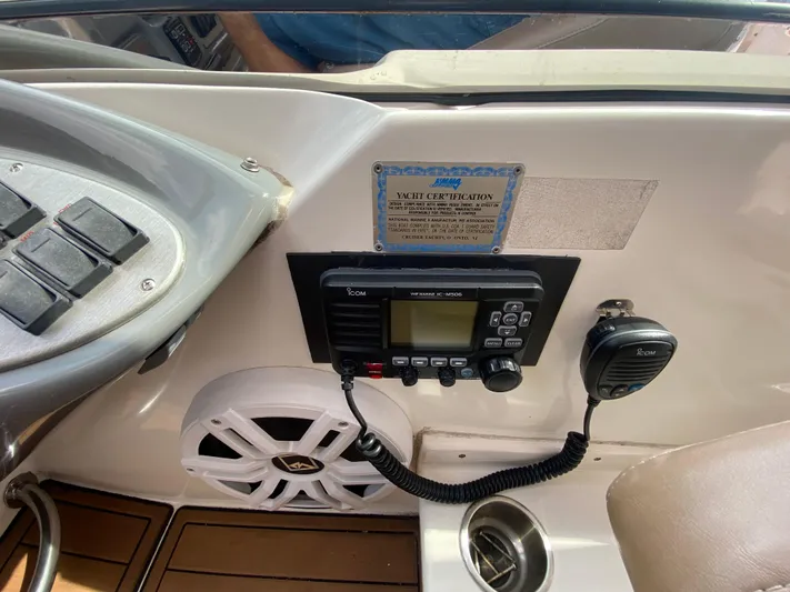 La Esplendida Yacht Photos Pics 