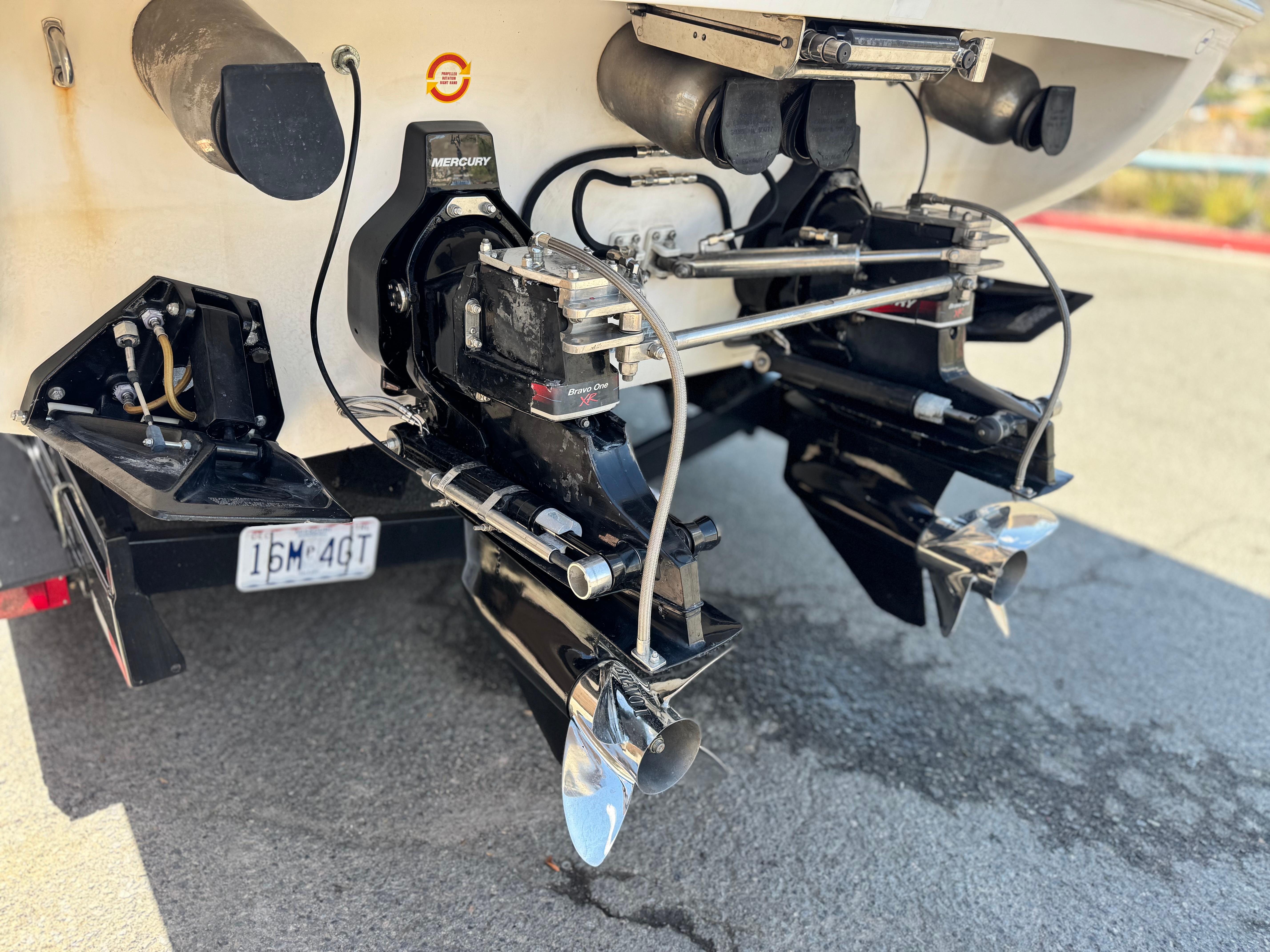 2004 Donzi 38 ZX Cuddy Cabin for sale - YachtWorld