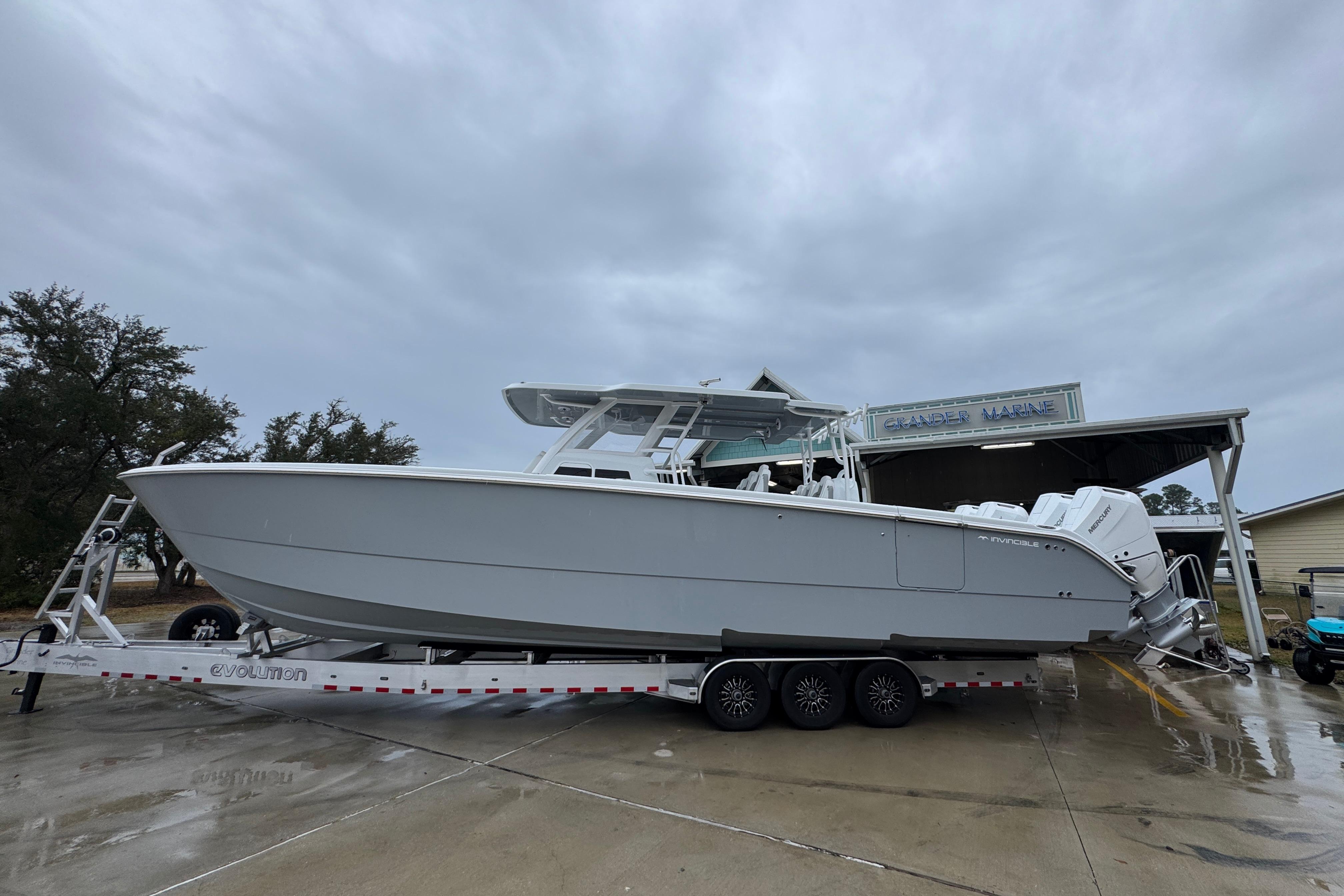 Invincible 40 Catamaran