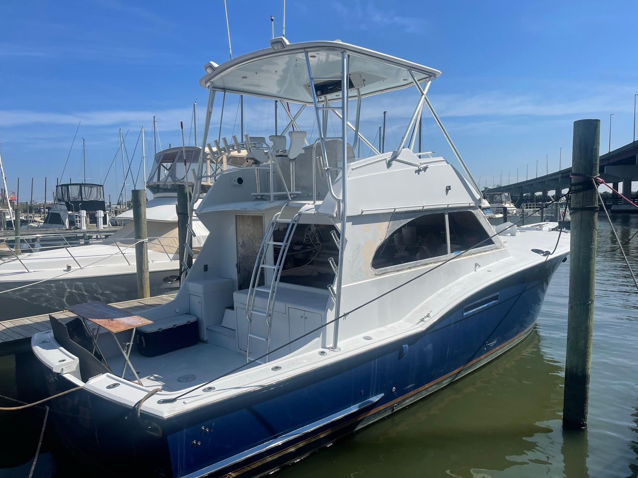 1978 Hatteras 46 ft 46 Convertible - Yo Eleven