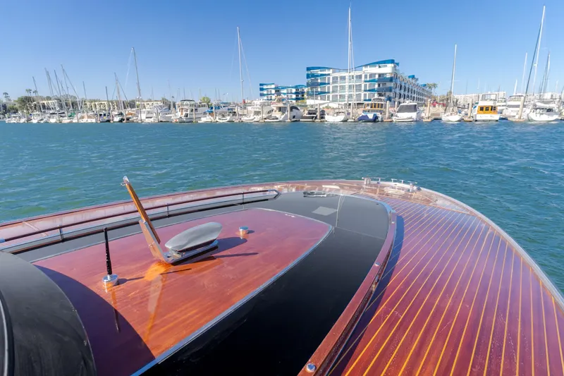 Mrs. Nicely Yacht Photos Pics RIVA 48 DOLCERIVA 2020