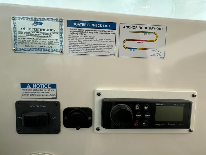 Gracie J Yacht Photos Pics 