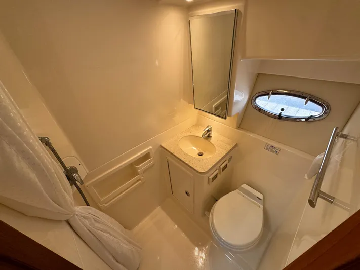 Gracie J Yacht Photos Pics 