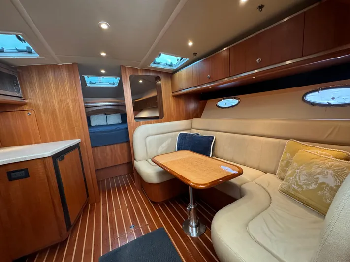 Gracie J Yacht Photos Pics 