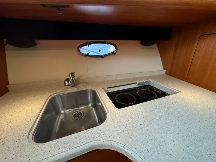 Gracie J Yacht Photos Pics 