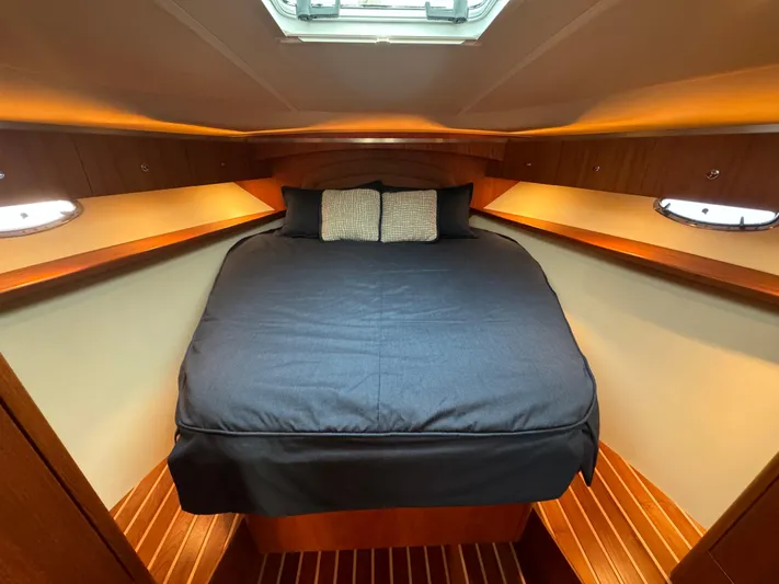 Gracie J Yacht Photos Pics 