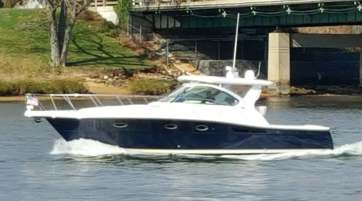 Gracie J Yacht Photos Pics 