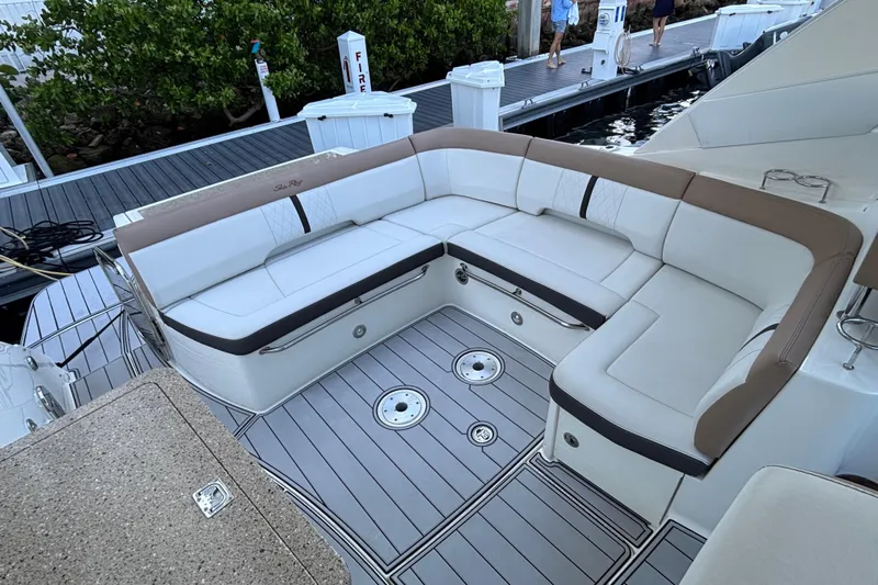  Yacht Photos Pics 2016 Sea Ray 350 Sundancer boat with spacious seating area and sleek design.