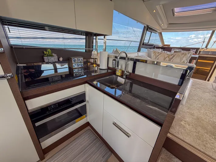 Final Answer Yacht Photos Pics 