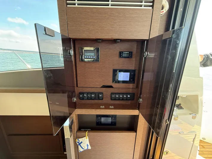 Final Answer Yacht Photos Pics 