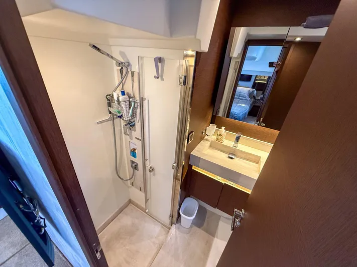 Final Answer Yacht Photos Pics 