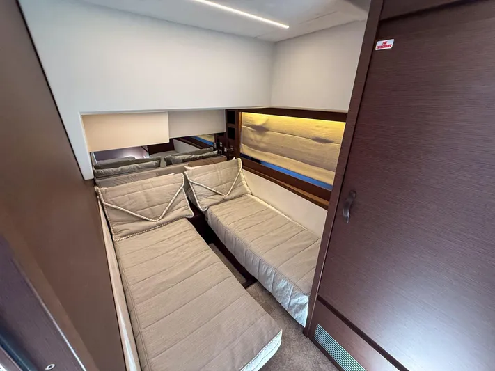 Final Answer Yacht Photos Pics 