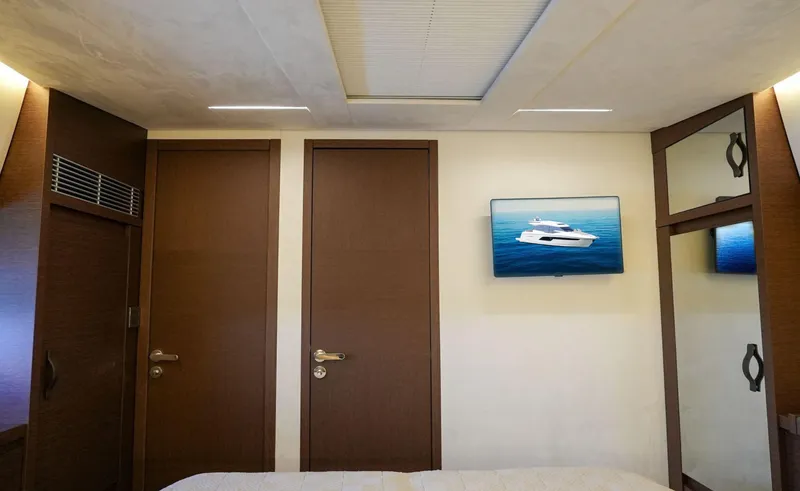 Final Answer Yacht Photos Pics 