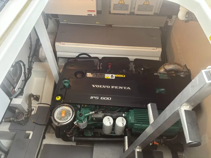 Final Answer Yacht Photos Pics 