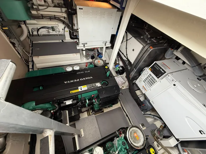 Final Answer Yacht Photos Pics 