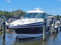 2015 Formula 45 Yacht