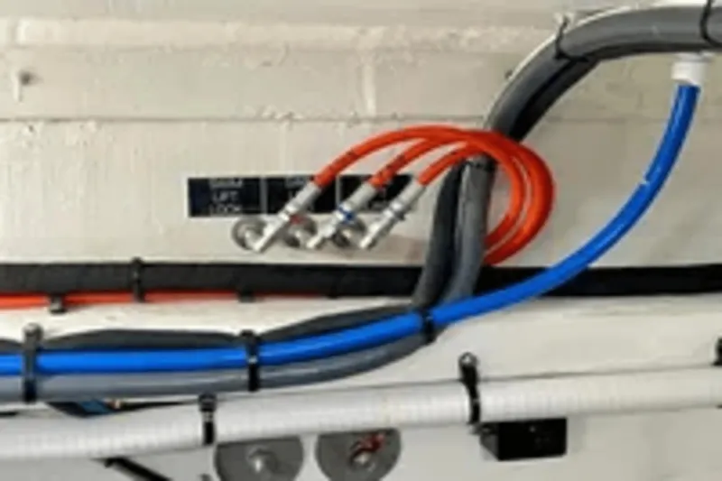 Risk Taker Yacht Photos Pics 