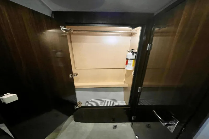 Risk Taker Yacht Photos Pics 