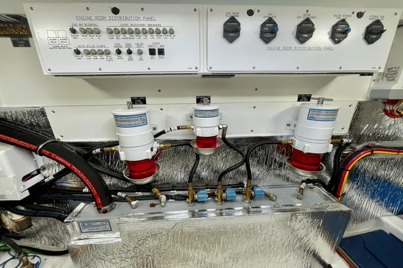 Risk Taker Yacht Photos Pics 