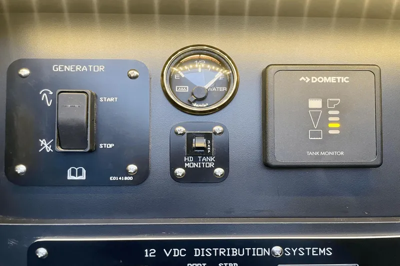 Risk Taker Yacht Photos Pics 