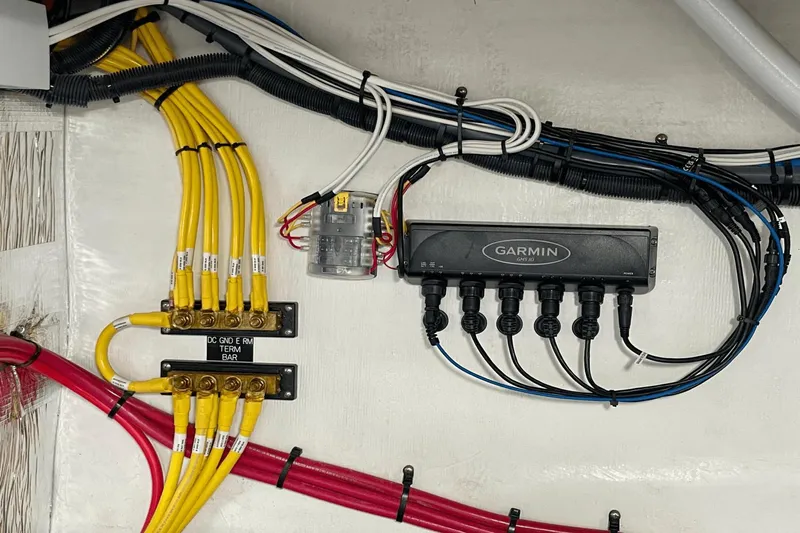 Risk Taker Yacht Photos Pics 