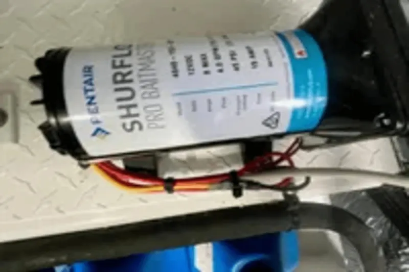 Risk Taker Yacht Photos Pics 