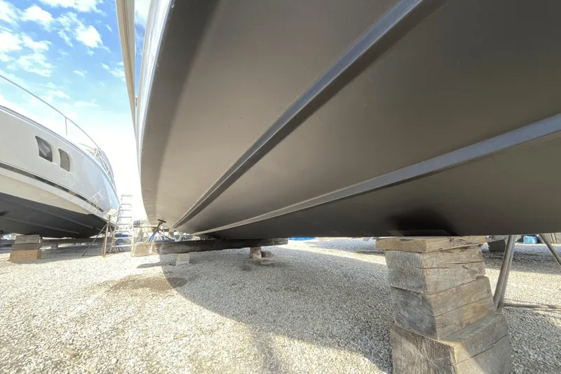 Zuzu's Petals Yacht Photos Pics 