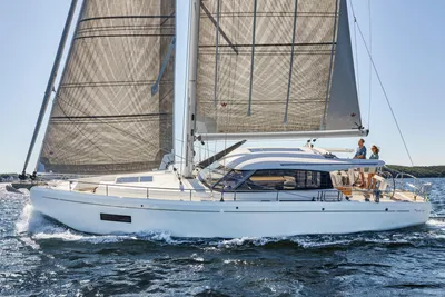 2025 Moody 41 DS
