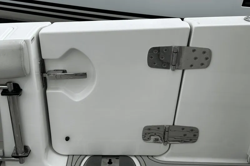 Zuzu's Petals Yacht Photos Pics 