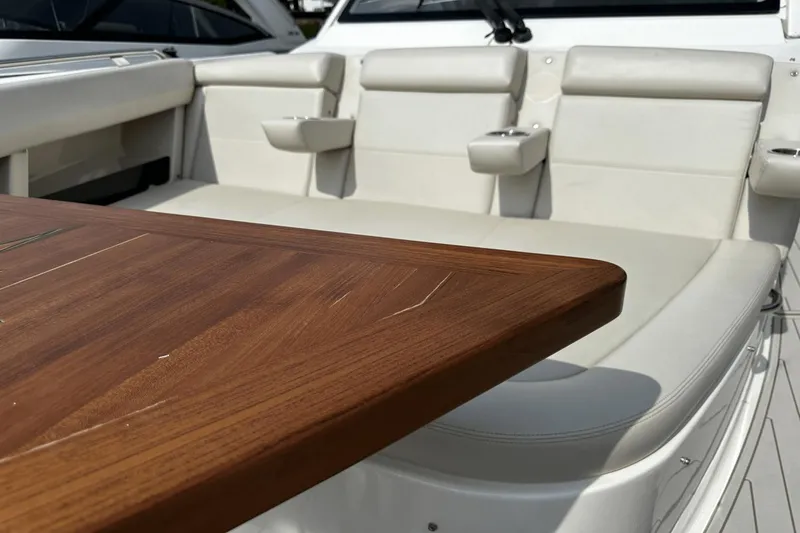 Zuzu's Petals Yacht Photos Pics 