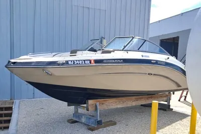 Yamaha Boats 242 Limited S