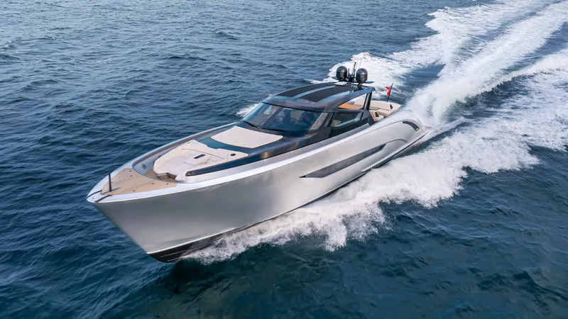 Fellowship II Yacht Photos Pics 