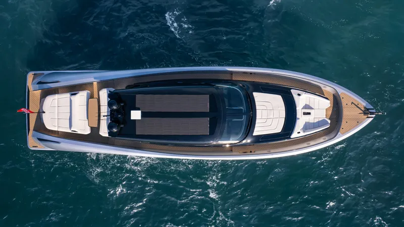 Fellowship II Yacht Photos Pics 