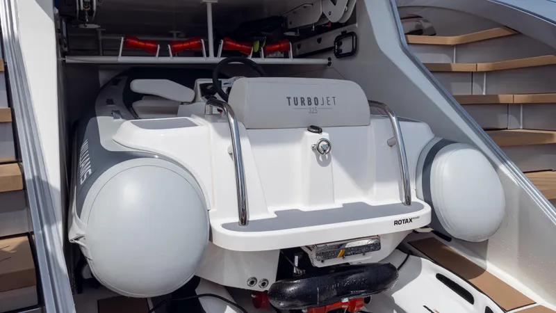 Fellowship II Yacht Photos Pics 