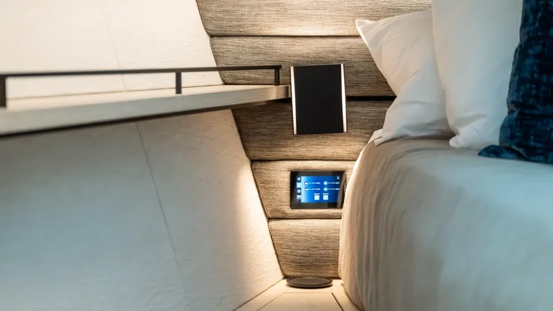 Fellowship II Yacht Photos Pics 