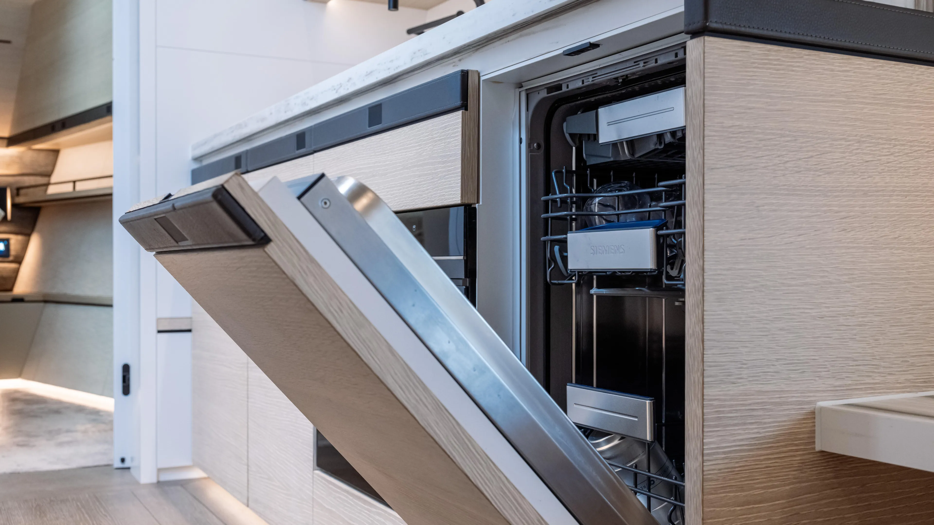 Fellowship II Yacht Photos Pics 