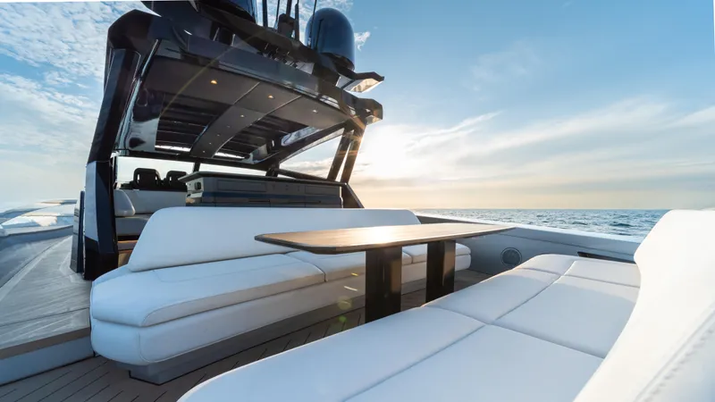 Fellowship II Yacht Photos Pics 