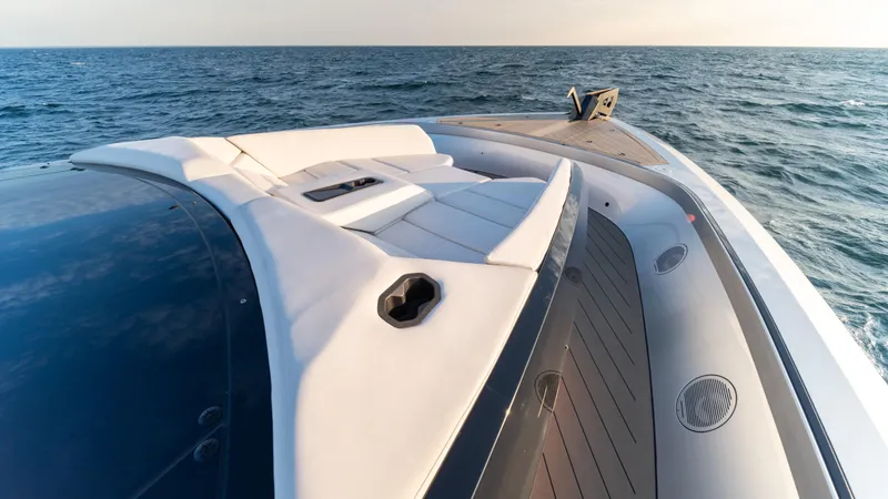 Fellowship II Yacht Photos Pics 