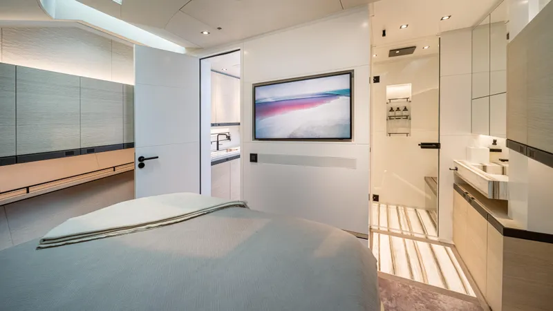 Fellowship II Yacht Photos Pics 