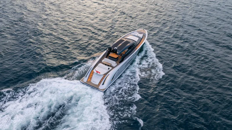 Fellowship II Yacht Photos Pics 