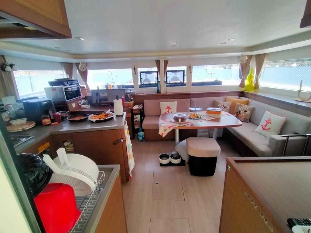 2018 Lagoon 45 