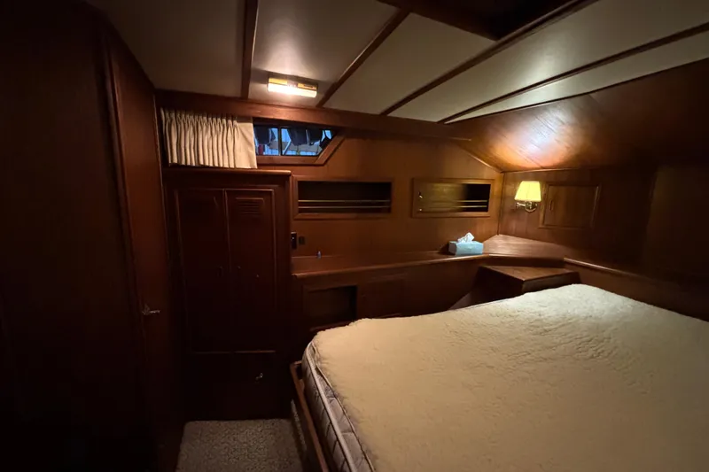 Encore II Yacht Photos Pics Master stateroom and storage to port