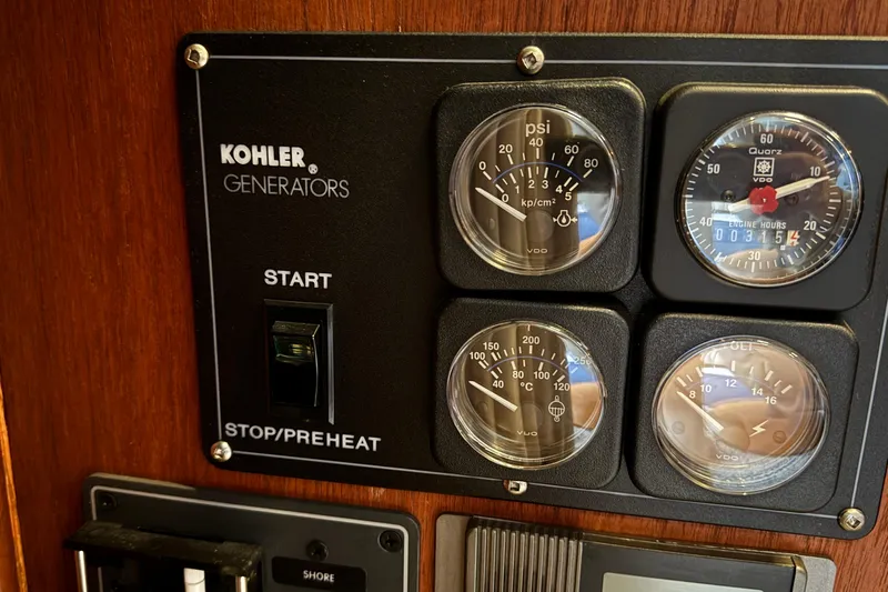 Encore II Yacht Photos Pics Genset control panel