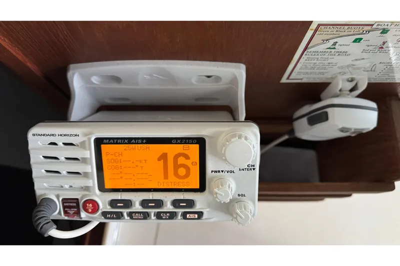 Encore II Yacht Photos Pics Standard Horizon VHF