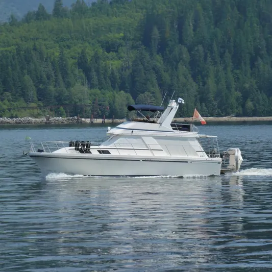 Encore II Yacht Photos Pics 1986 Canoe Cove 42 Sports Sedan - Encore II