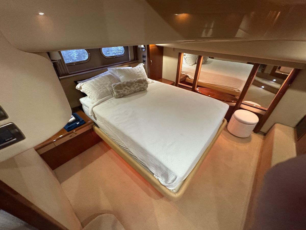 2005 Sea Ray 55 