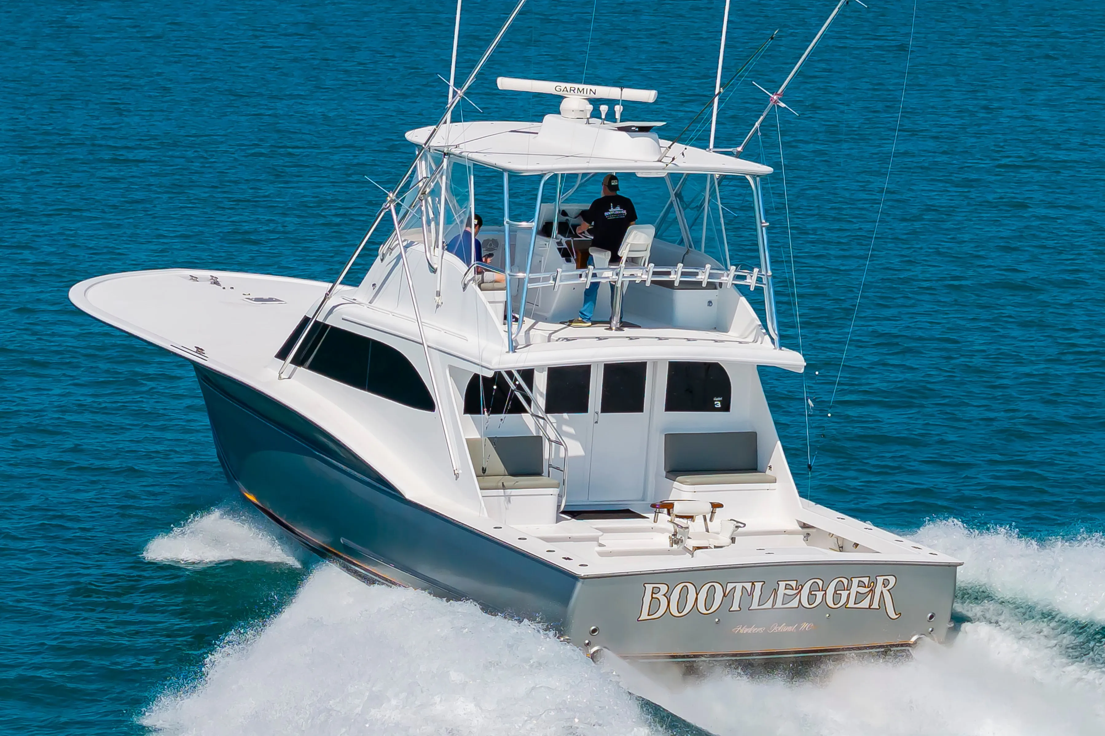 Custom Carolina Terry Guthrie Sportfish 2000 cruising on the ocean.